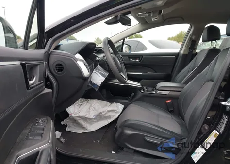 2018 Honda Clarity Plug-In Hybrid from USA, damaged, VIN JHMZC5F1XJC023683